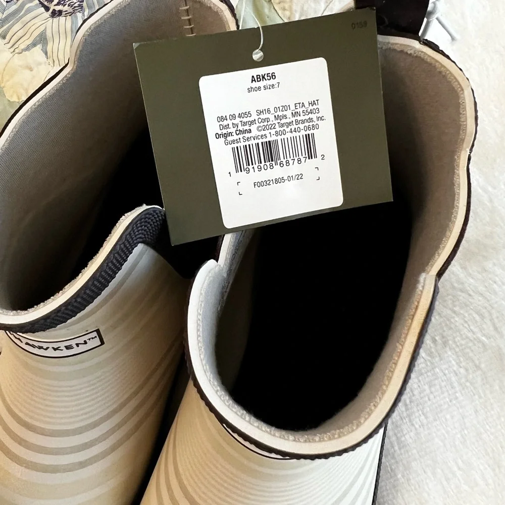 Smith & Hawken - ankle garden boots - size 7 - Picture 3 of 6